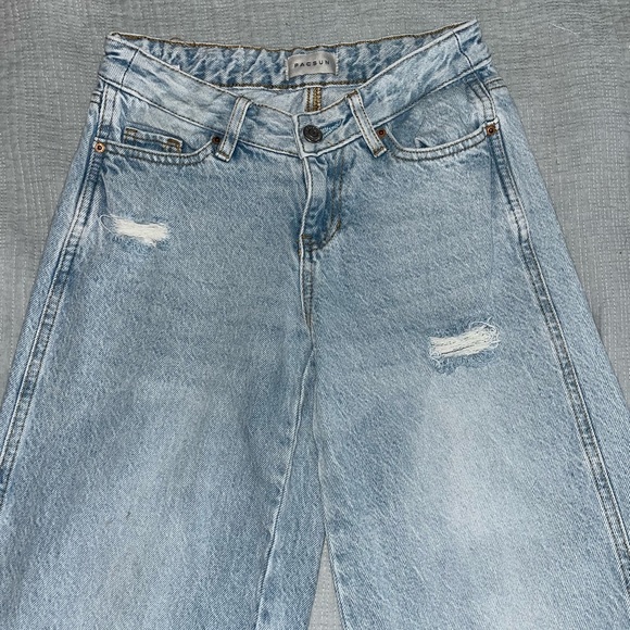 Pacific Sunwear Light Blue low rise women’s Jeans - Picture 3 of 6